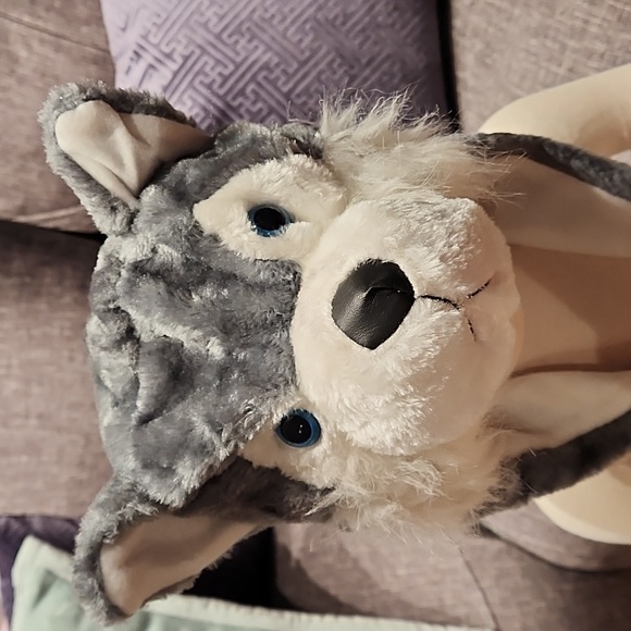 KIDS NEW FASHION ANIMAL HAT SIZE FITS 0NE SIZE WOLF. THIS HAT IS INSULATED - Picture 2 of 6